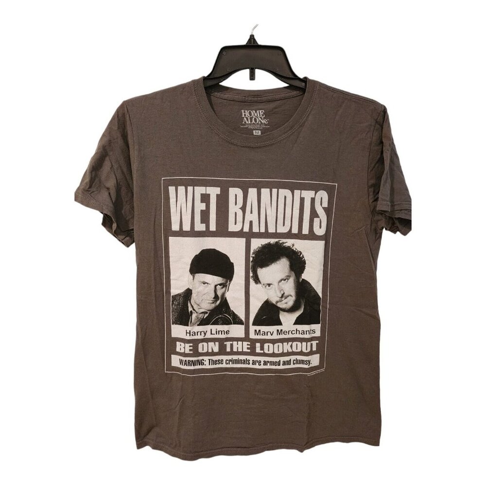 Home Alone Medium Harry & Marv Wet Bandits Wanted Poster Men’s Graphic Tee Shirt